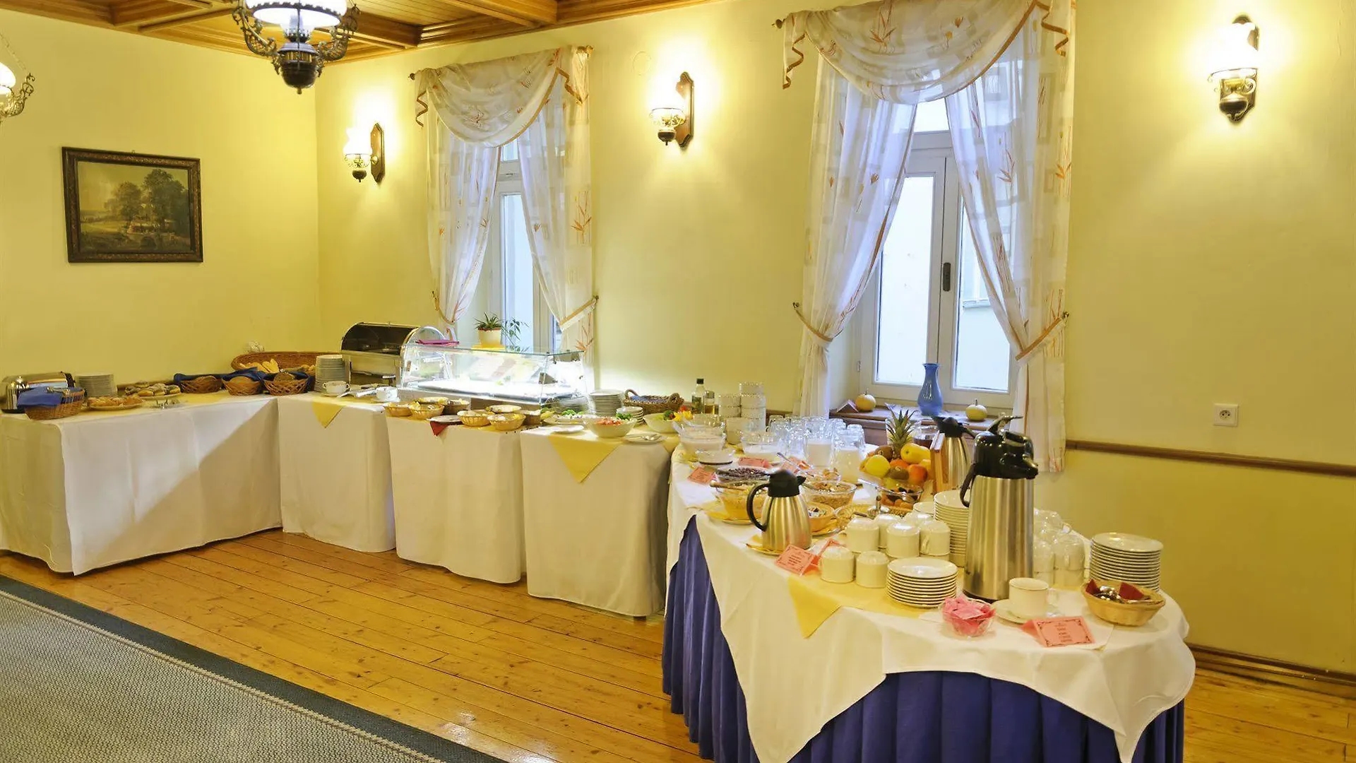 Hotel Heluan Karlovy Vary 3*,  Česká republika